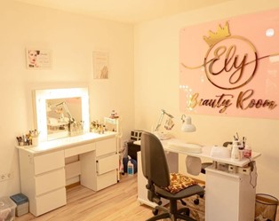 ELY BEAUTY ROOM